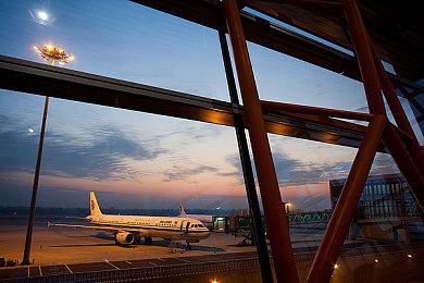 国内一人团队制作类银河恶魔城游戏《神陨之地》免费Demo已上线！